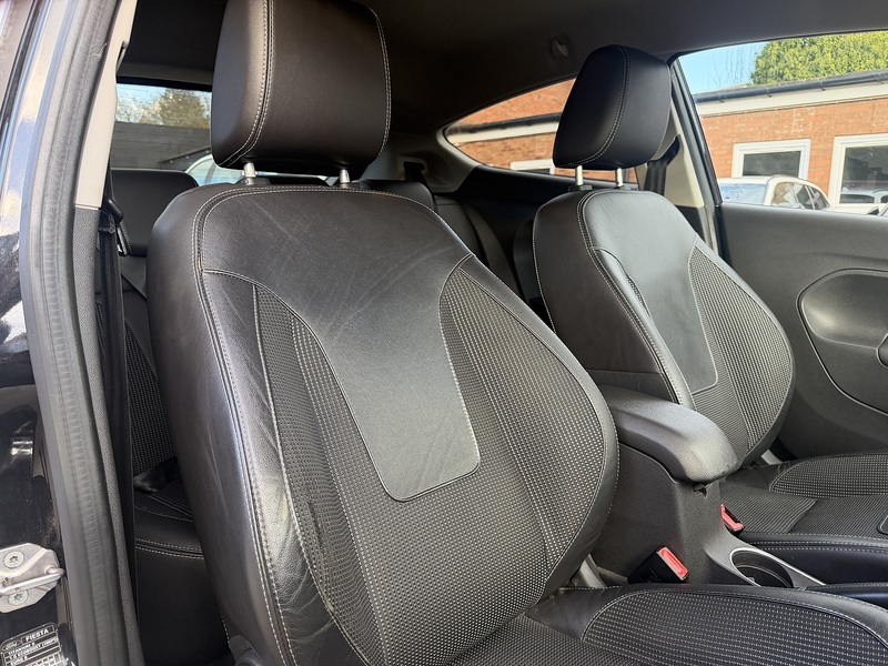 Ford Fiesta 1.0T EcoBoost Titanium X Hatchback 3dr Petrol Powershift Euro 6 (100 ps) - U2506