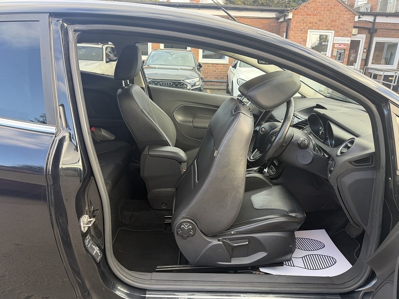 Ford Fiesta 1.0T EcoBoost Titanium X Hatchback 3dr Petrol Powershift Euro 6 (100 ps) - U2506