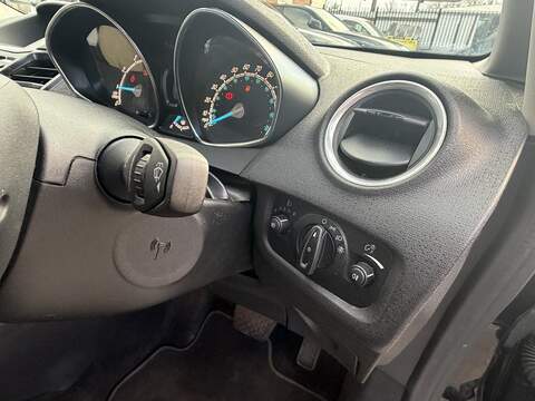 Ford Fiesta 1.0T EcoBoost Titanium X Hatchback 3dr Petrol Powershift Euro 6 (100 ps) - U2506