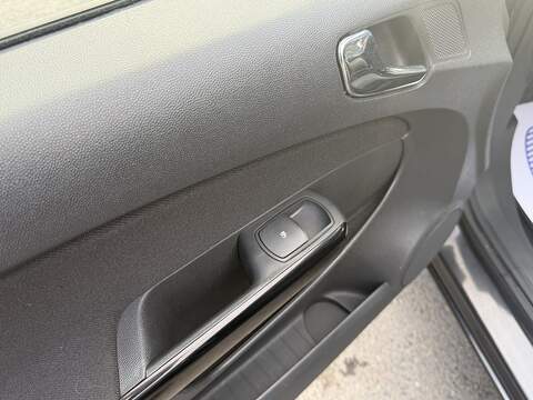 Vauxhall Corsa 1.2i ecoFLEX 16V SXi Hatchback 3dr Petrol Manual Euro 5 (s/s) (A/C) (85 ps) - U2507