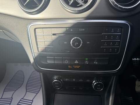 Mercedes-Benz CLA 2.1 CLA220 CDI AMG Sport Coupe 4dr Diesel 7G-DCT Euro 6 (s/s) (177 ps) - U2510
