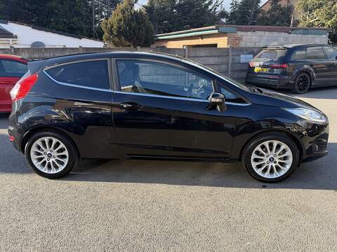 Ford Fiesta 1.0T EcoBoost Titanium X Hatchback 3dr Petrol Powershift Euro 6 (100 ps) - U2511