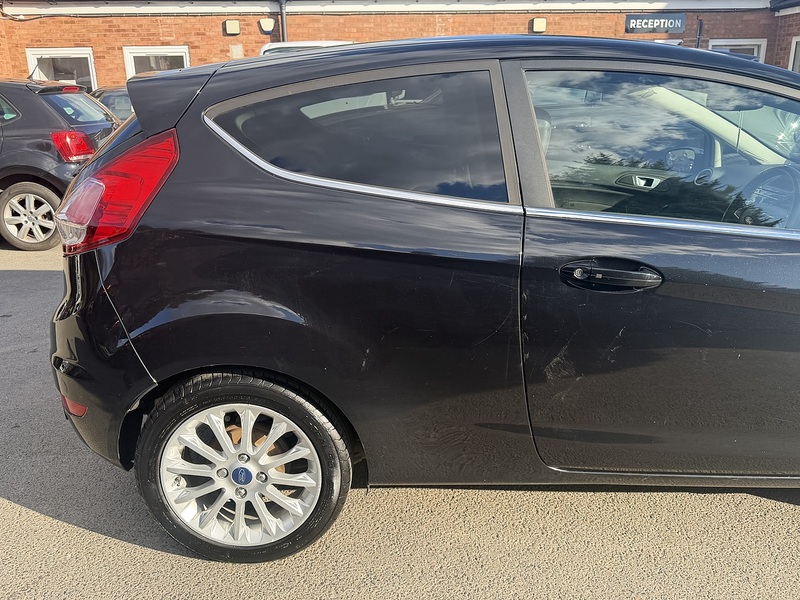 Ford Fiesta 1.0T EcoBoost Titanium X Hatchback 3dr Petrol Powershift Euro 6 (100 ps) - U2511