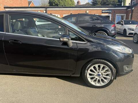 Ford Fiesta 1.0T EcoBoost Titanium X Hatchback 3dr Petrol Powershift Euro 6 (100 ps) - U2511