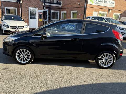 Ford Fiesta 1.0T EcoBoost Titanium X Hatchback 3dr Petrol Powershift Euro 6 (100 ps) - U2511