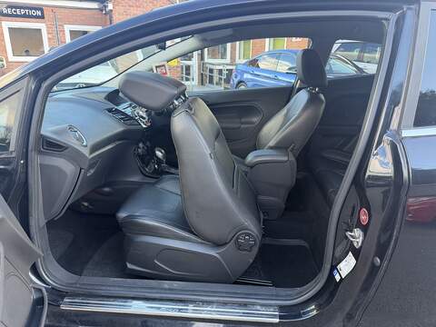 Ford Fiesta 1.0T EcoBoost Titanium X Hatchback 3dr Petrol Powershift Euro 6 (100 ps) - U2511