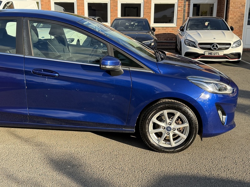 Ford Fiesta 1.0T EcoBoost Zetec Hatchback 5dr Petrol Auto Euro 6 (s/s) (100 ps) - U2513