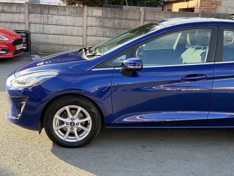 Ford Fiesta 1.0T EcoBoost Zetec Hatchback 5dr Petrol Auto Euro 6 (s/s) (100 ps) - U2513