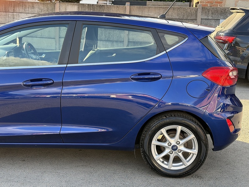Ford Fiesta 1.0T EcoBoost Zetec Hatchback 5dr Petrol Auto Euro 6 (s/s) (100 ps) - U2513