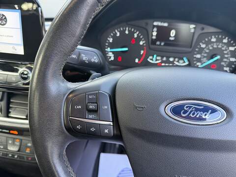 Ford Fiesta 1.0T EcoBoost Zetec Hatchback 5dr Petrol Auto Euro 6 (s/s) (100 ps) - U2513
