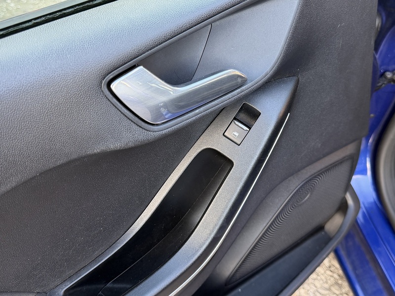 Ford Fiesta 1.0T EcoBoost Zetec Hatchback 5dr Petrol Auto Euro 6 (s/s) (100 ps) - U2513