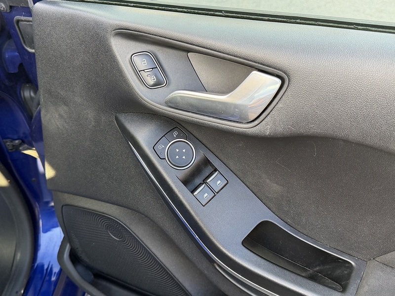Ford Fiesta 1.0T EcoBoost Zetec Hatchback 5dr Petrol Auto Euro 6 (s/s) (100 ps) - U2513