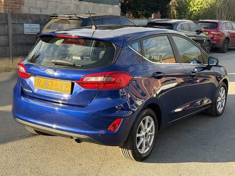 Ford Fiesta 1.0T EcoBoost Zetec Hatchback 5dr Petrol Auto Euro 6 (s/s) (100 ps) - U2513