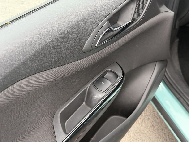 Vauxhall Corsa 1.4i SRi Hatchback 5dr Petrol Auto Euro 6 (90 ps) - U2515