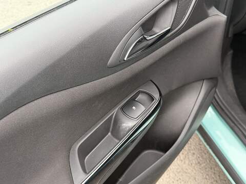 Vauxhall Corsa 1.4i SRi Hatchback 5dr Petrol Auto Euro 6 (90 ps) - U2515