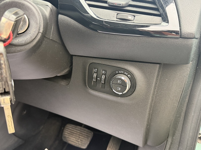 Vauxhall Corsa 1.4i SRi Hatchback 5dr Petrol Auto Euro 6 (90 ps) - U2515