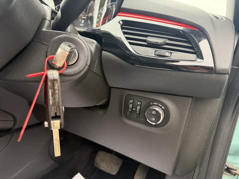 Vauxhall Corsa 1.4i SRi Hatchback 5dr Petrol Auto Euro 6 (90 ps) - U2515