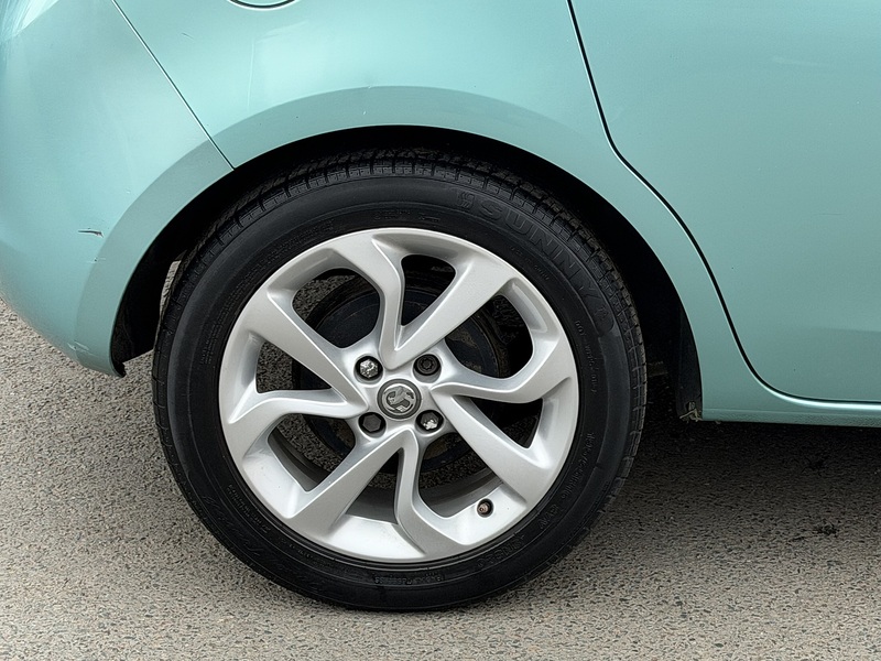 Vauxhall Corsa 1.4i SRi Hatchback 5dr Petrol Auto Euro 6 (90 ps) - U2515