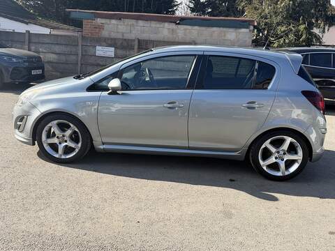 Vauxhall Corsa 1.4 16V SRi Hatchback 5dr Petrol Manual Wide Ratio Euro 5 (100 ps) - U2517