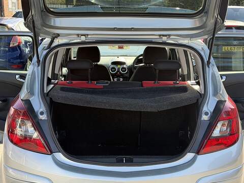 Vauxhall Corsa 1.4 16V SRi Hatchback 5dr Petrol Manual Wide Ratio Euro 5 (100 ps) - U2517