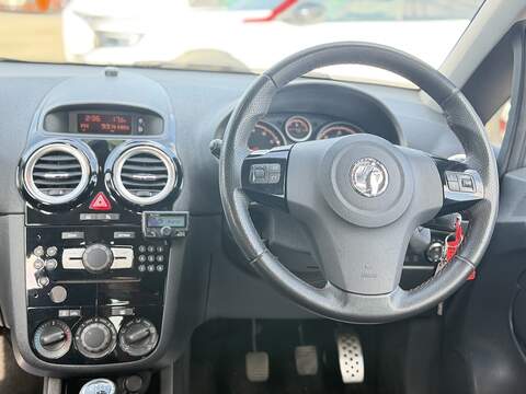 Vauxhall Corsa 1.4 16V SRi Hatchback 5dr Petrol Manual Wide Ratio Euro 5 (100 ps) - U2517