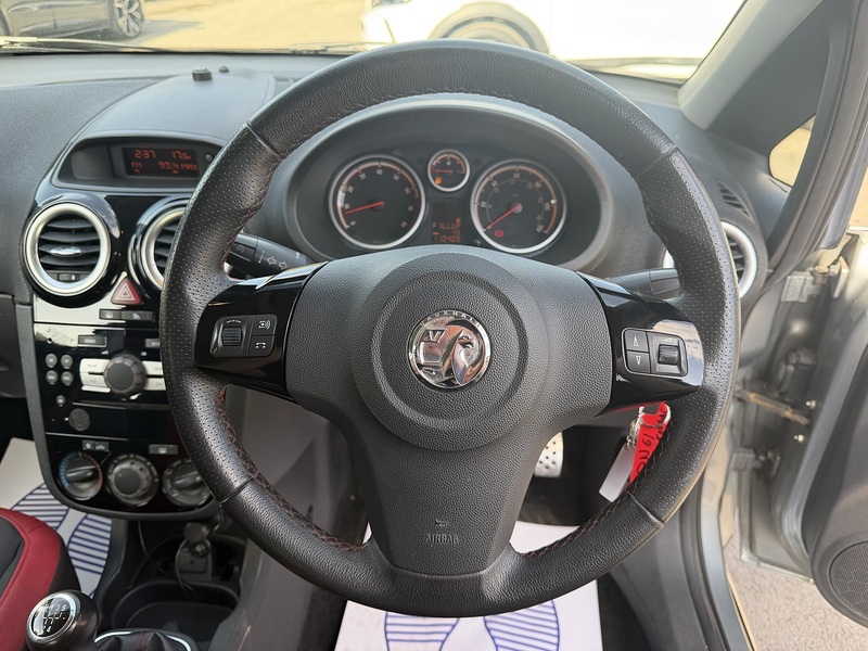 Vauxhall Corsa 1.4 16V SRi Hatchback 5dr Petrol Manual Wide Ratio Euro 5 (100 ps) - U2517