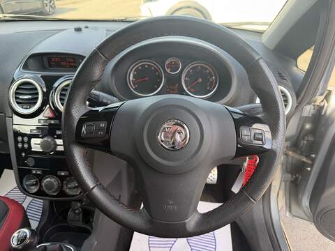 Vauxhall Corsa 1.4 16V SRi Hatchback 5dr Petrol Manual Wide Ratio Euro 5 (100 ps) - U2517