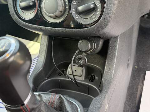 Vauxhall Corsa 1.4 16V SRi Hatchback 5dr Petrol Manual Wide Ratio Euro 5 (100 ps) - U2517