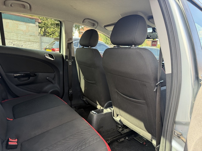 Vauxhall Corsa 1.4 16V SRi Hatchback 5dr Petrol Manual Wide Ratio Euro 5 (100 ps) - U2517