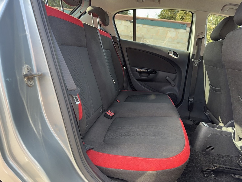 Vauxhall Corsa 1.4 16V SRi Hatchback 5dr Petrol Manual Wide Ratio Euro 5 (100 ps) - U2517