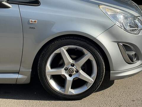 Vauxhall Corsa 1.4 16V SRi Hatchback 5dr Petrol Manual Wide Ratio Euro 5 (100 ps) - U2517
