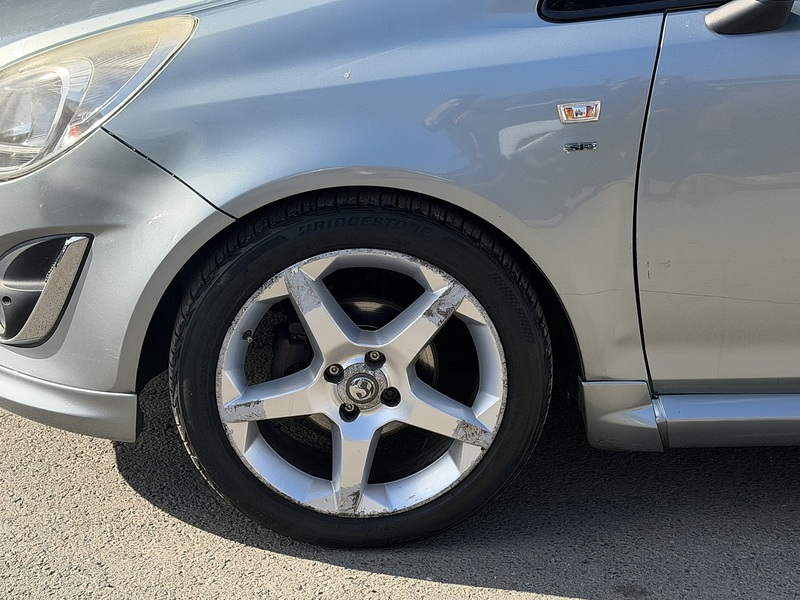 Vauxhall Corsa 1.4 16V SRi Hatchback 5dr Petrol Manual Wide Ratio Euro 5 (100 ps) - U2517