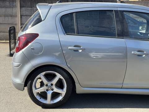 Vauxhall Corsa 1.4 16V SRi Hatchback 5dr Petrol Manual Wide Ratio Euro 5 (100 ps) - U2517
