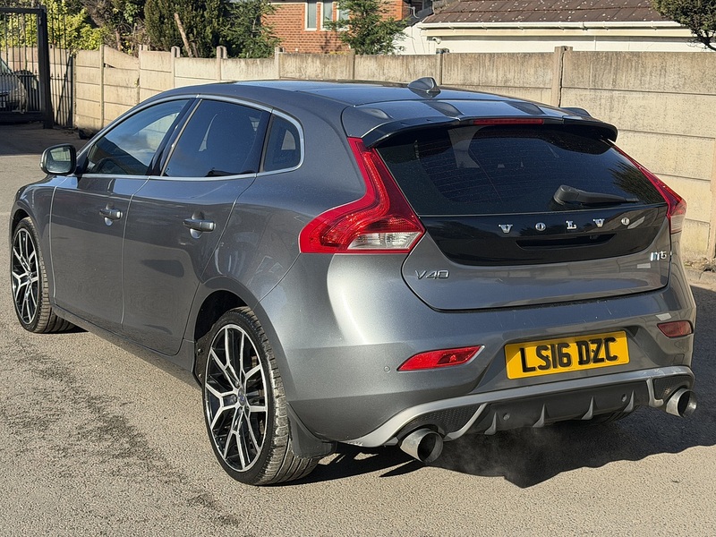 Volvo V40 2.0 T5 R-Design Lux Nav Hatchback 5dr Petrol Auto Euro 6 (s/s) (245 ps) - U2518