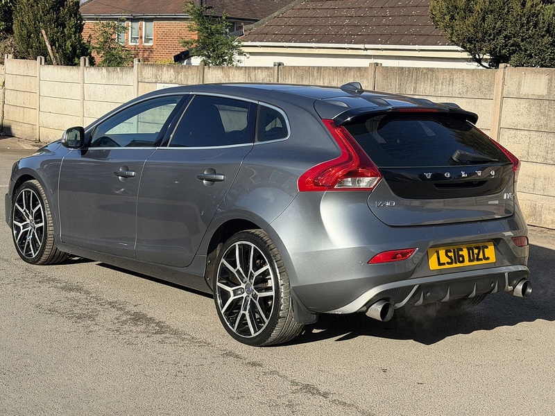 Volvo V40 2.0 T5 R-Design Lux Nav Hatchback 5dr Petrol Auto Euro 6 (s/s) (245 ps) - U2518