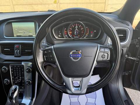 Volvo V40 2.0 T5 R-Design Lux Nav Hatchback 5dr Petrol Auto Euro 6 (s/s) (245 ps) - U2518