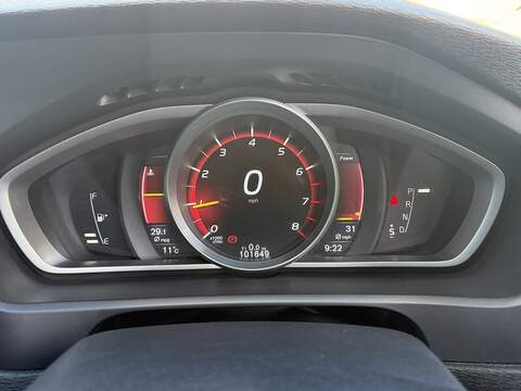 Volvo V40 2.0 T5 R-Design Lux Nav Hatchback 5dr Petrol Auto Euro 6 (s/s) (245 ps) - U2518