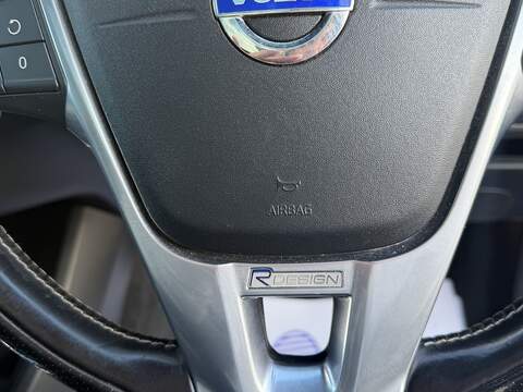 Volvo V40 2.0 T5 R-Design Lux Nav Hatchback 5dr Petrol Auto Euro 6 (s/s) (245 ps) - U2518