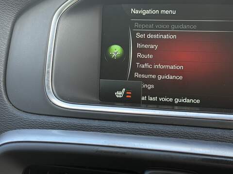 Volvo V40 2.0 T5 R-Design Lux Nav Hatchback 5dr Petrol Auto Euro 6 (s/s) (245 ps) - U2518