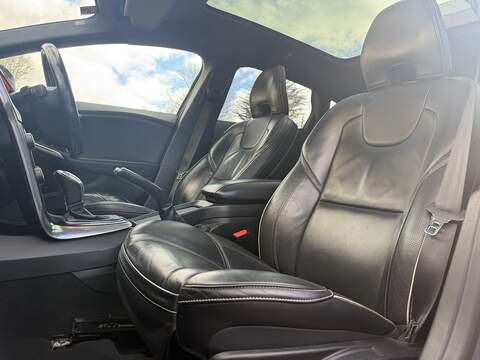 Volvo V40 2.0 T5 R-Design Lux Nav Hatchback 5dr Petrol Auto Euro 6 (s/s) (245 ps) - U2518