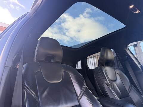 Volvo V40 2.0 T5 R-Design Lux Nav Hatchback 5dr Petrol Auto Euro 6 (s/s) (245 ps) - U2518