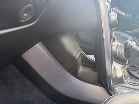 Volvo V40 2.0 T5 R-Design Lux Nav Hatchback 5dr Petrol Auto Euro 6 (s/s) (245 ps) - U2518