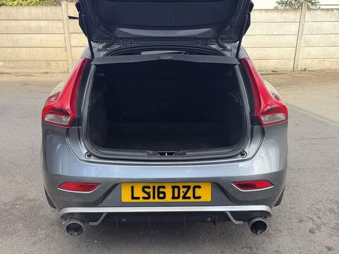 Volvo V40 2.0 T5 R-Design Lux Nav Hatchback 5dr Petrol Auto Euro 6 (s/s) (245 ps) - U2518