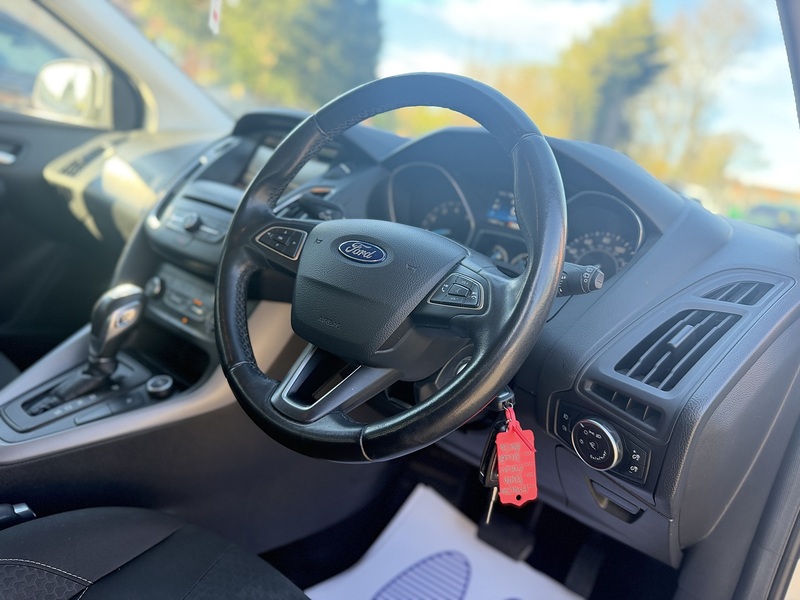 Ford Focus 1.0T EcoBoost Zetec Hatchback 5dr Petrol Auto Euro 6 (s/s) (125 ps) - U2521