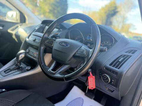 Ford Focus 1.0T EcoBoost Zetec Hatchback 5dr Petrol Auto Euro 6 (s/s) (125 ps) - U2521