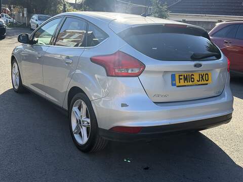 Ford Focus 1.0T EcoBoost Zetec Hatchback 5dr Petrol Auto Euro 6 (s/s) (125 ps) - U2521