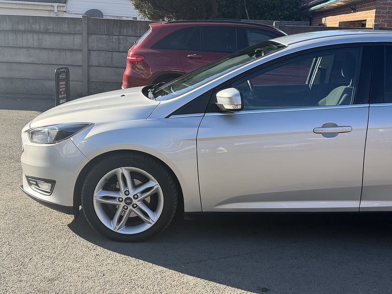 Ford Focus 1.0T EcoBoost Zetec Hatchback 5dr Petrol Auto Euro 6 (s/s) (125 ps) - U2521