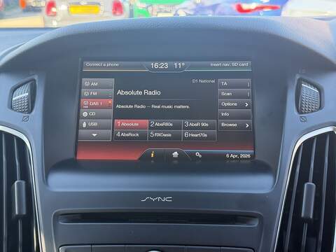 Ford Focus 1.0T EcoBoost Zetec Hatchback 5dr Petrol Auto Euro 6 (s/s) (125 ps) - U2521