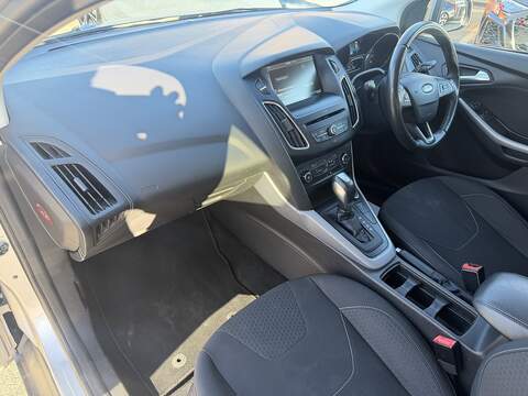 Ford Focus 1.0T EcoBoost Zetec Hatchback 5dr Petrol Auto Euro 6 (s/s) (125 ps) - U2521