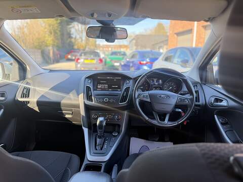 Ford Focus 1.0T EcoBoost Zetec Hatchback 5dr Petrol Auto Euro 6 (s/s) (125 ps) - U2521